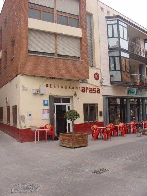 Santa Bárbara Hostal Restaurante Arasa מראה חיצוני תמונה